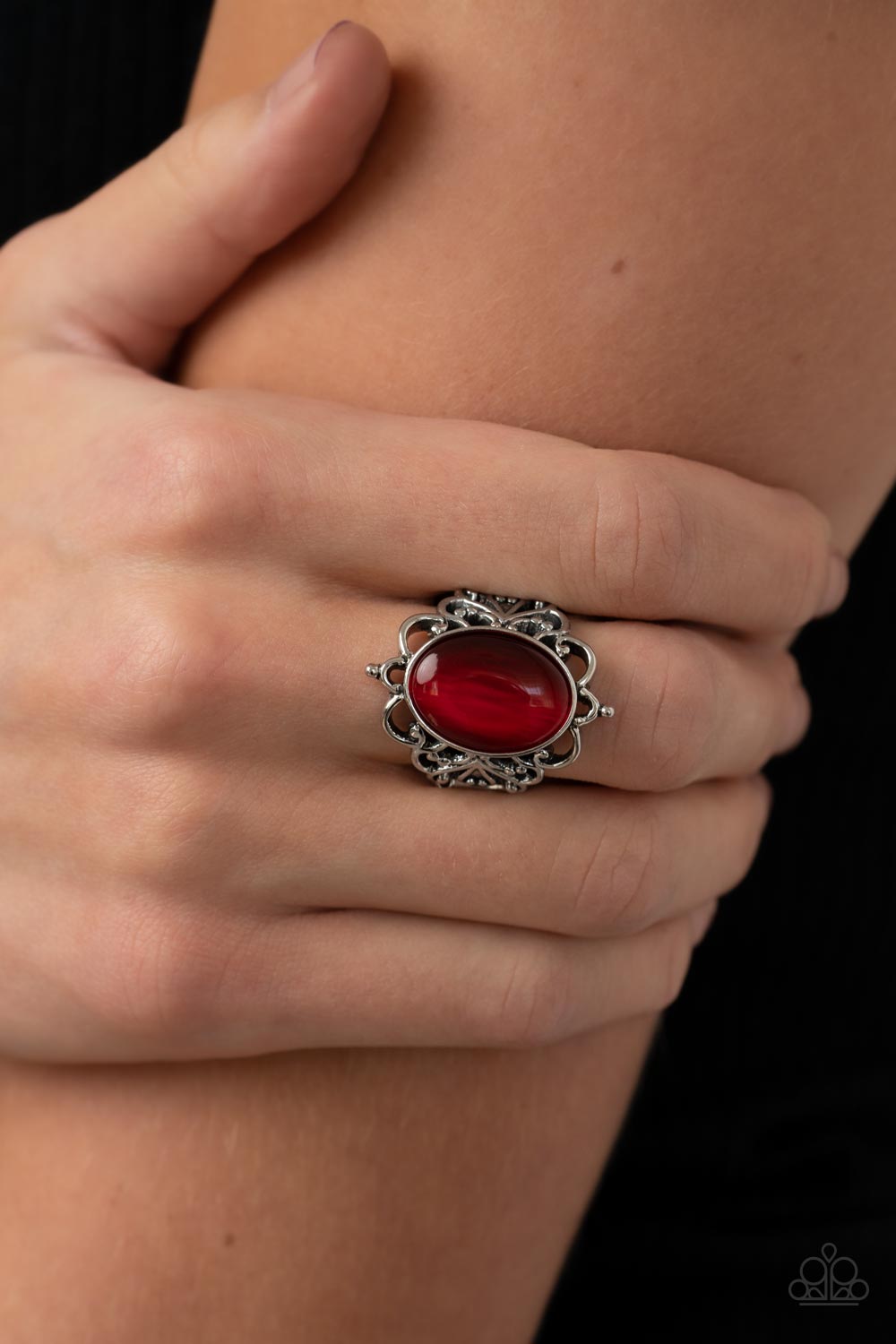 Radiantly Reminiscent - Red filigree ring - GODDESSBLINGS