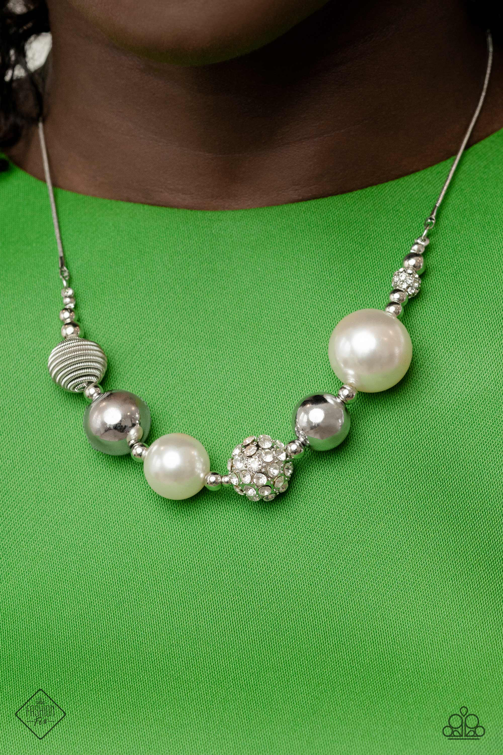 Caliber Choreographer - White Pearl Necklace