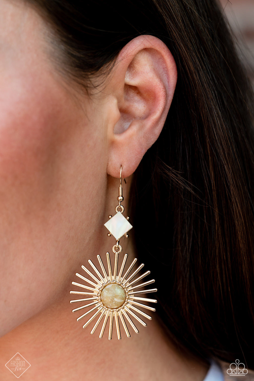 Sunburst Style - Gold Necklace