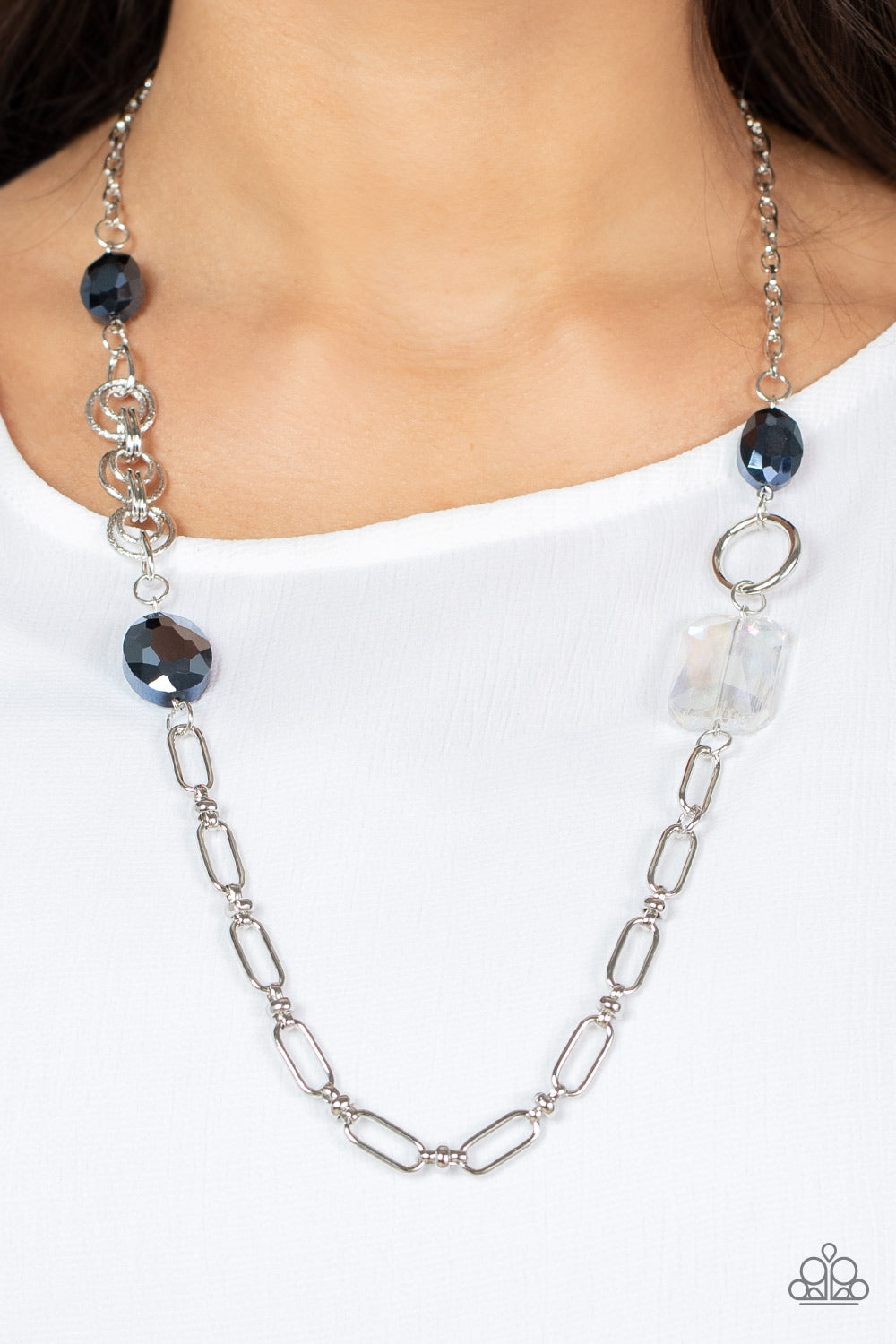 Famous and Fabulous - Blue clear necklace - GODDESSBLINGS